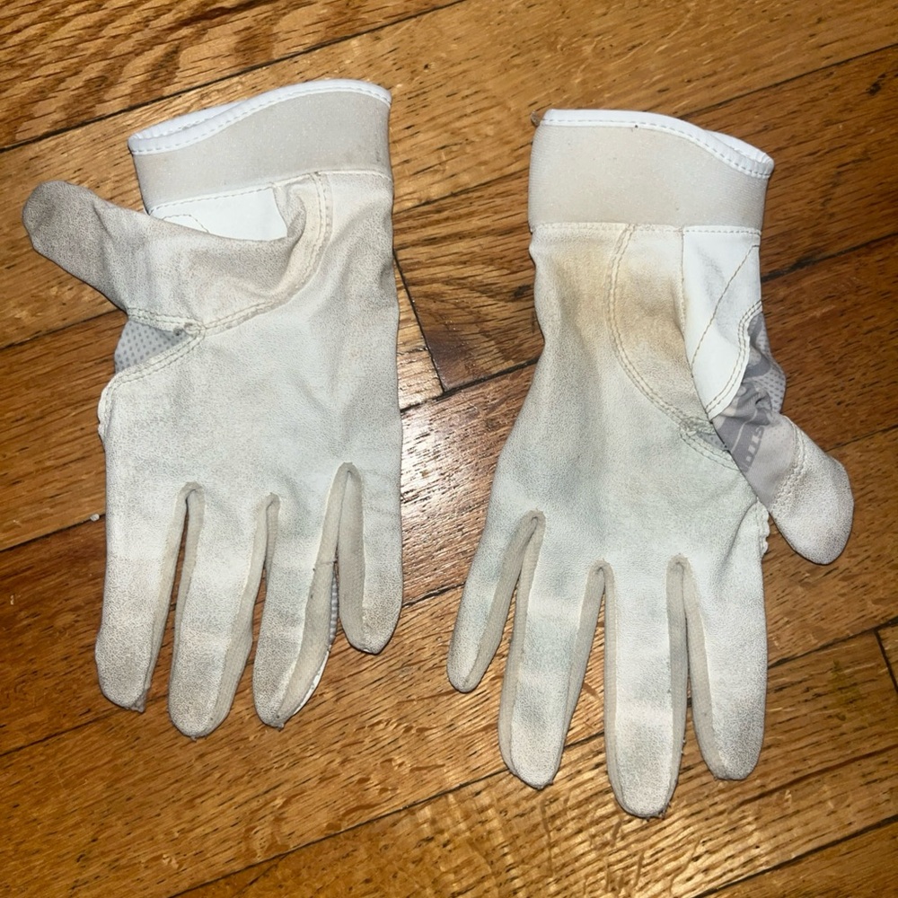 Easton Cream Women's Gloves